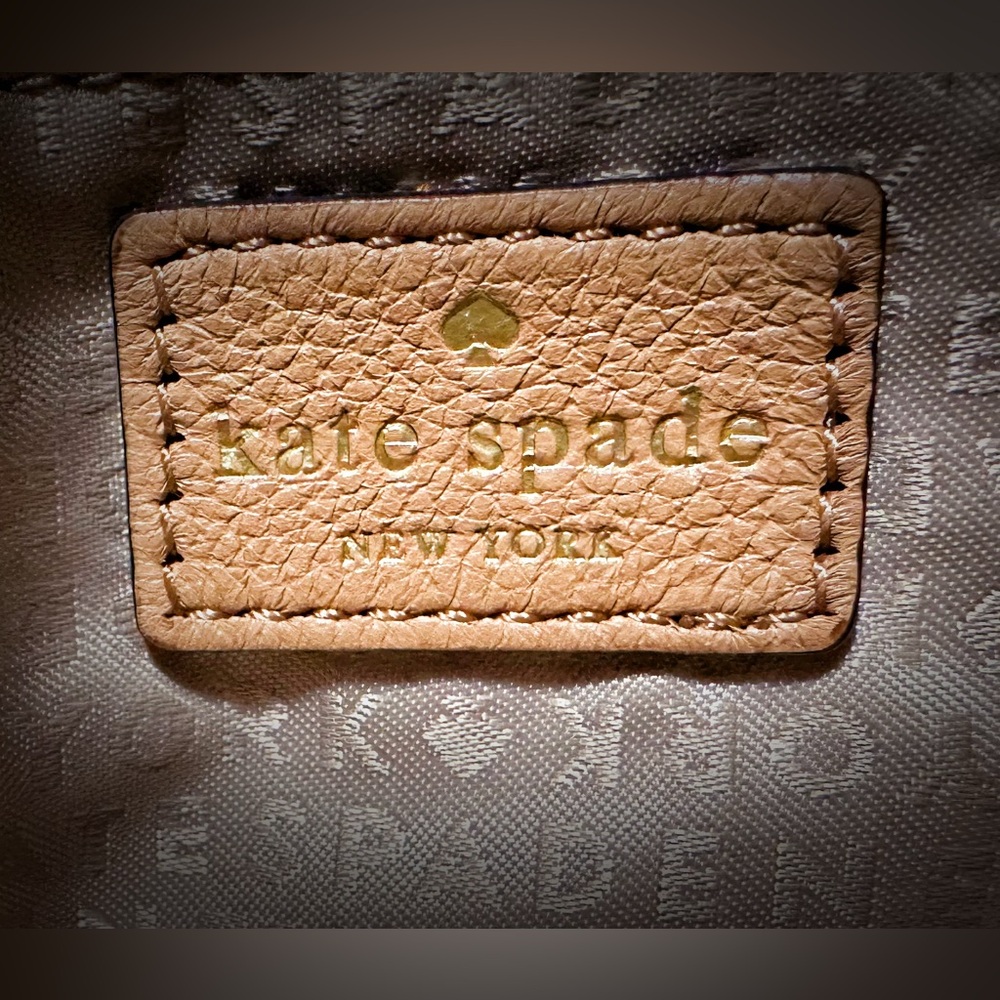 Vintage style Kate Spade Y2K Tan and Purple Crossbody Bag ❌60% OFF SALE❌ - Picture 4 of 16